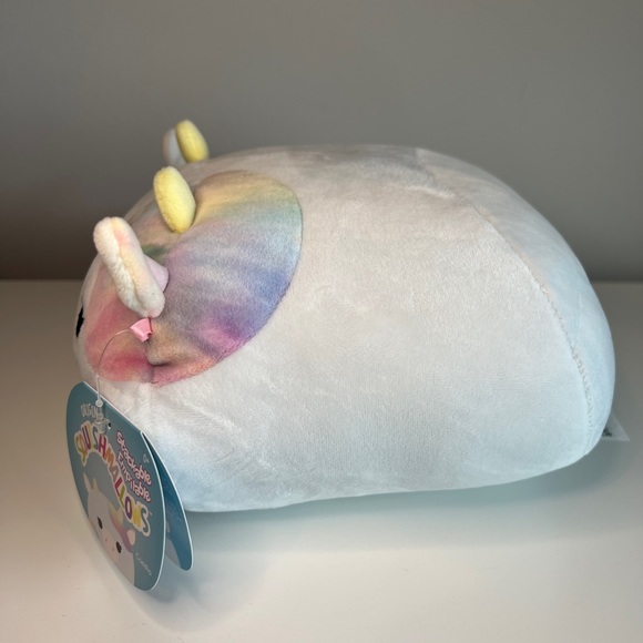 Caedia the Cow Squishmallow Stackable - Picture 3 of 3